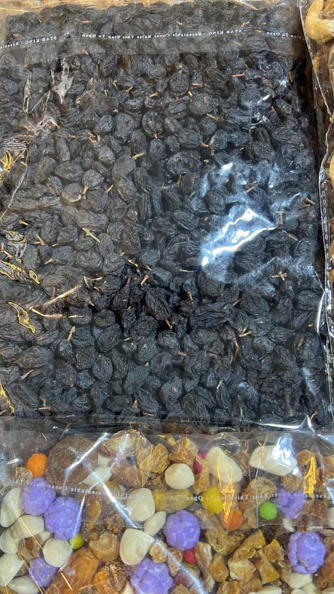 Black Kishmish Dried Raisins